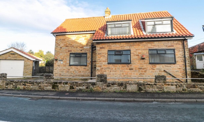 Hawsker Cabaña | Avon Croft Cottage, HAWSKER