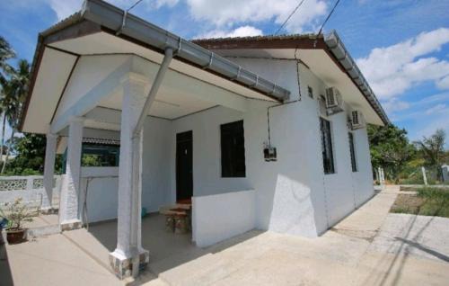 Kampung Gong Pipit Casa | Avoria YouTube Netflix