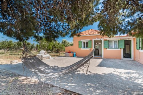 Mantzavinata Casa | Avra