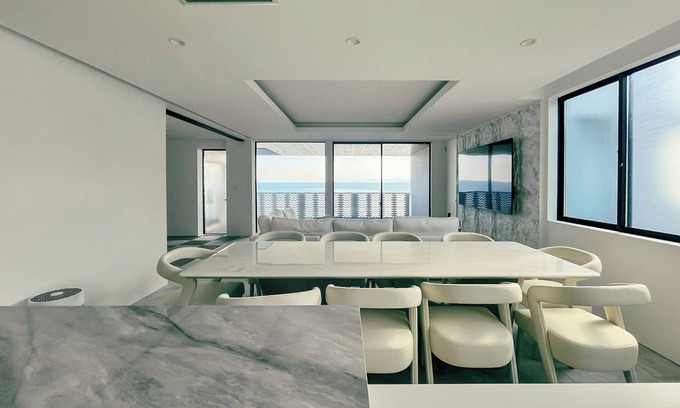 Sumoto Casa | Awaji Island Atsuhama Private Villa VILLA102 Capac / Sumoto Hyōgo