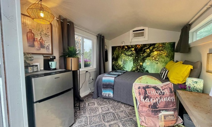 Dripping Springs Cabina | Awaken Cabin @ 13 Acres - Yoga/Hike/Meditate
