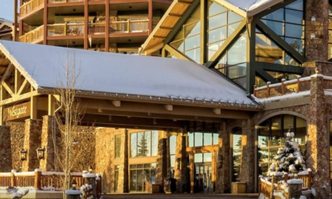 Park City Apartamento | Award winning, 2 BR w/ full kitchen, WiFi, Hot tub, FP, parking, Gym, pool, etc