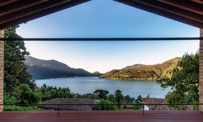 Morcote Casa | Award-winning lake-view design house in Morcote (CASA BRICK)