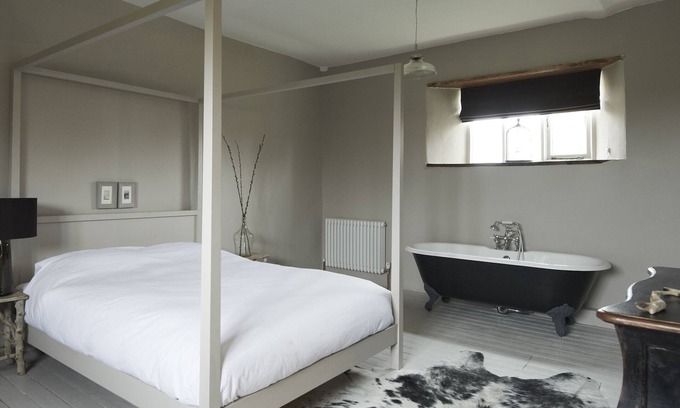 Sharrington Cabaña | Award-winning, stylish and simple, in a countryside setting near the coast