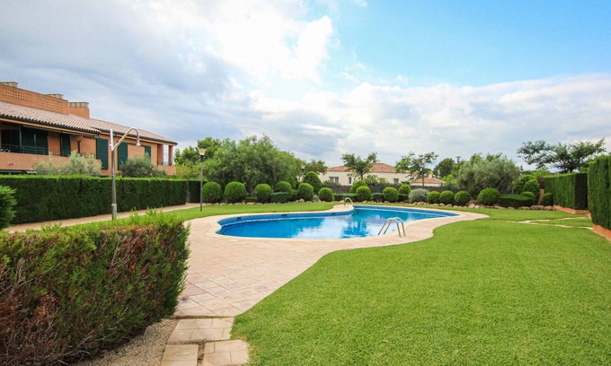 L Almadrava Apartamento | Awesome apartment in L'Ametlla de Mar