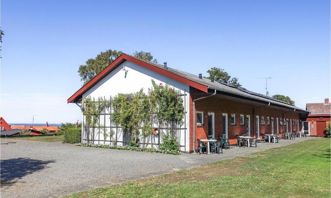 Sandvig Apartamento | Awesome Apartment In Allinge