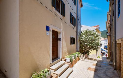 Cres Apartamento | Awesome Apartment In Cres With Wifi