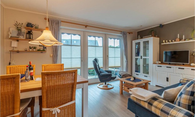 Friedrichskoog-Spitze Apartamento | Awesome apartment in Dithmarschen with 2 Bedrooms and WiFi