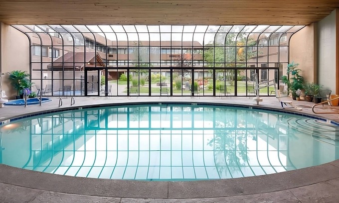 Kalispell Hotel | Awesome Find! 3 Convenient Units w/ Free Parking, Near Mission Trail Park!