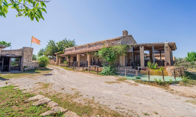 Les Coves de Vinroma Casa | Awesome home in Les Coves de Vinromà