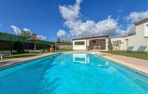 Aramon Casa | Awesome Home In Aramon With Outdoor Swimming Pool
