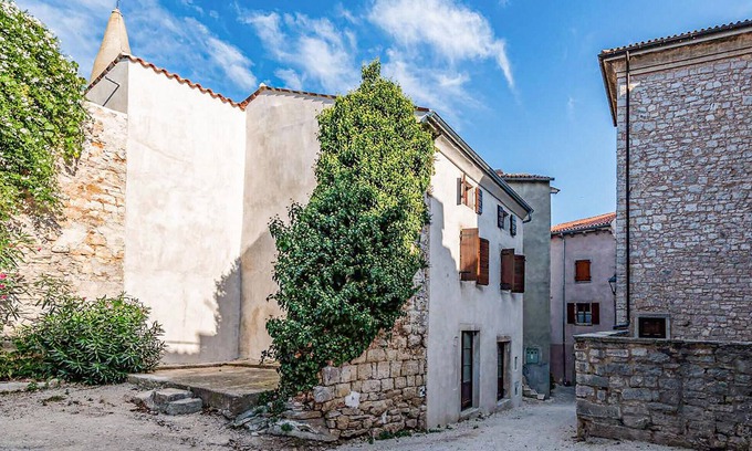 Bale Casa | Impresionante casa en Bale con WiFi