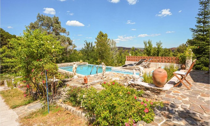 Bordezac Casa | Awesome Home In Bordezac