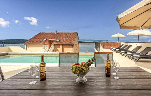 Klanfari Apartamento | Awesome Home In Dramalj With Wifi