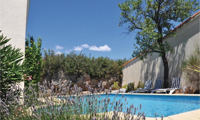 Pouzols-Minervois Casa | Awesome Home In Pouzols-Minervois