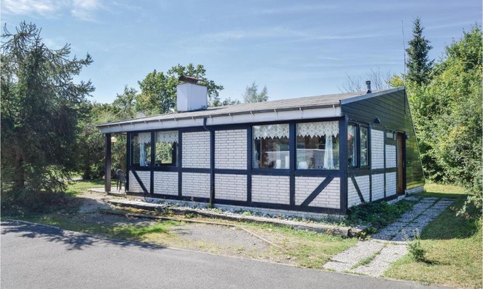 Ferienhausgebiet Hillenseifen Casa | Awesome Home In Gerolstein With Wifi