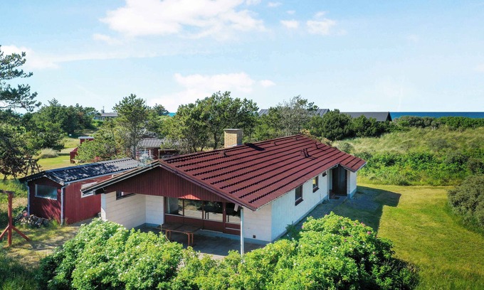 Hirtshals Casa | Awesome home in Hirtshals with 3 Bedrooms and WiFi
