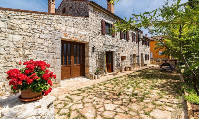 Kosinozici Casa | Impresionante casa en Kosinozici con.
