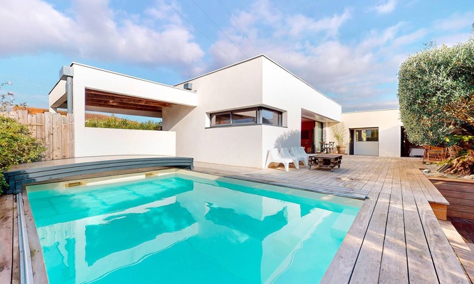 Medis Casa | Impresionante casa en Médis
