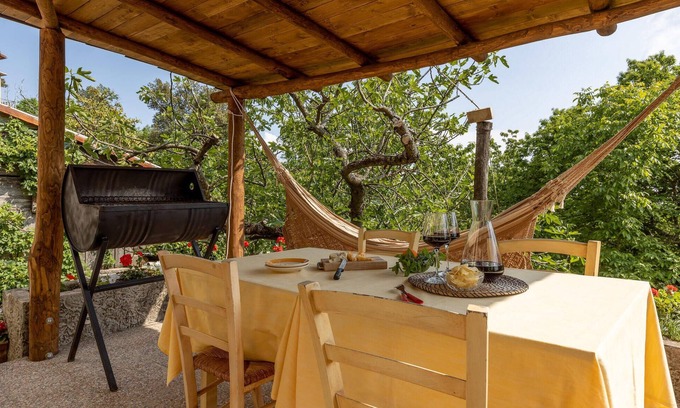Macchino Casa | Impresionante casa en Macchino con.