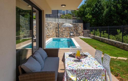 Sarsoni Casa | Awesome Home In Matulji With Sauna