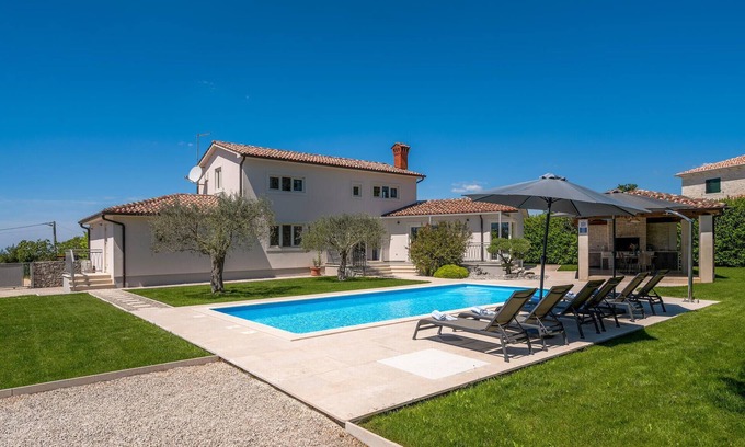 Visnjan Casa | Impresionante casa en Porec