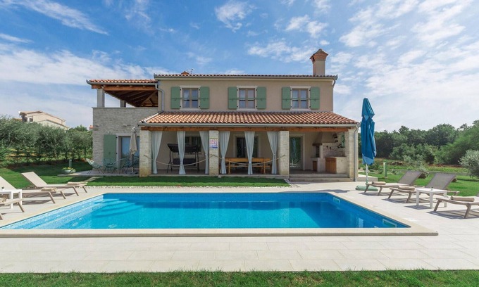 Visnjan Casa | Impresionante casa en Porec