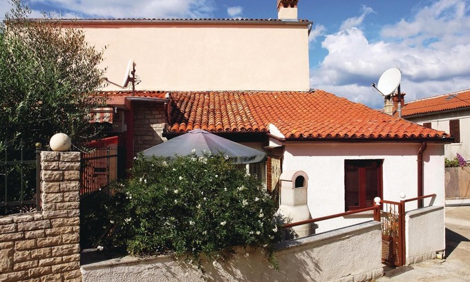 Pomer Casa | Impresionante casa en Pula con cocina