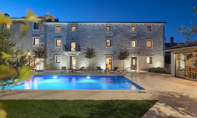 Kringa Casa | Impresionante casa en Tinjan con sauna