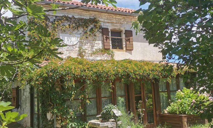 Debeljuhi Casa | Impresionante casa en Zminj con sauna
