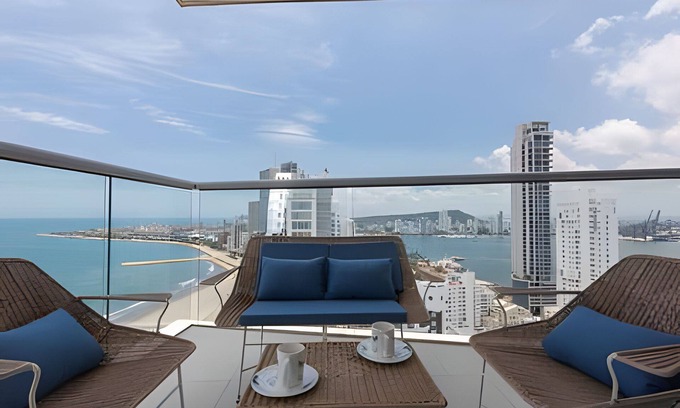 Bocagrande Apartamento | Awesome Sea View and Historic Center “Morros City”