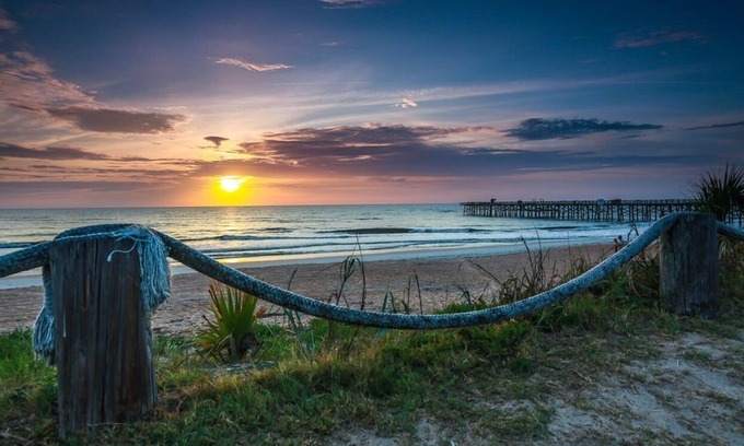 Flagler Beach Casa | Impresionante casa de playa junto al mar en el corazón de Flagler Beach