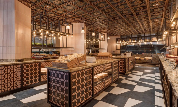 Qawra Hotel | AX ODYCY Hotel