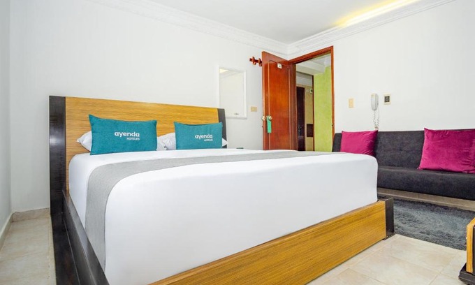 Kennedy Hotel | Ayenda Casa Blanca Bogota