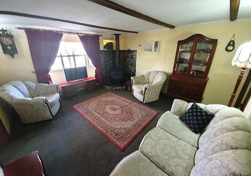 Burra Casa | Ayers Burra - Historical 1851 Cottage