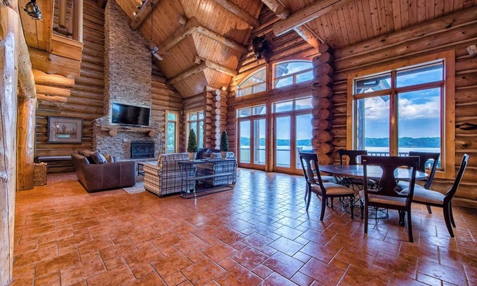Lake Norman of Catawba Cabaña | Azalea Retreat- The Lodge by Avantstay Best View