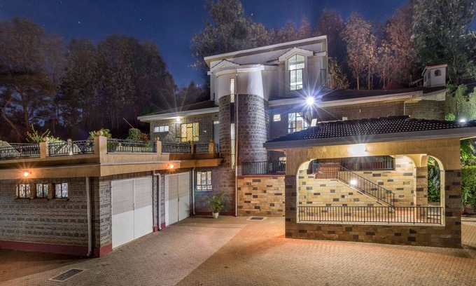 Ngong Villa | Centro de retiro de bienestar Azima - Villa Home