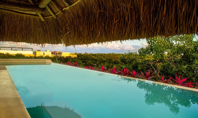 Barrio Zama Hotel | Azul Tulum by GuruHotel