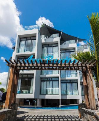 Pointe aux Canonniers Hotel | Azur Paradise Hotel & Rooftop Bar