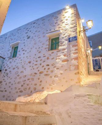 Ano Siros Apartamento | Azura, traditional residence in Ano Syros