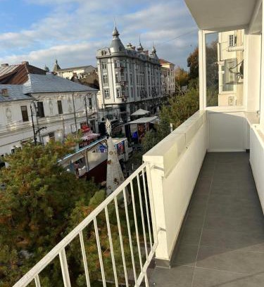 Craiova Apartamento | Azure Apartment
