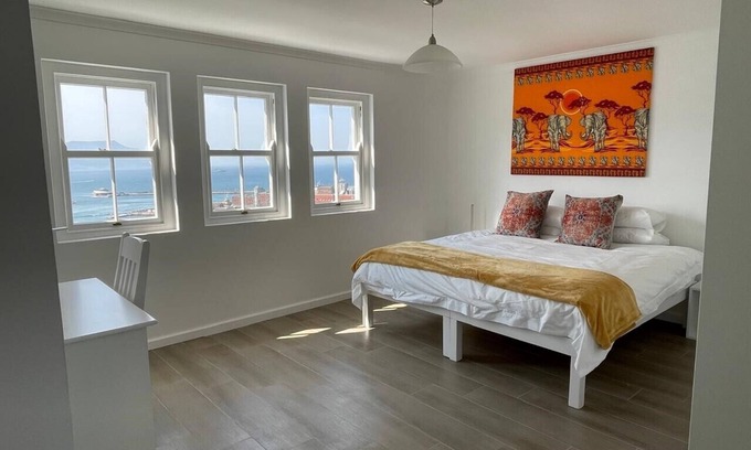 Simon's Town Cabaña | Azure Cottage Simonstown Cape Town - Charming 2-bedroom cottage with seaview