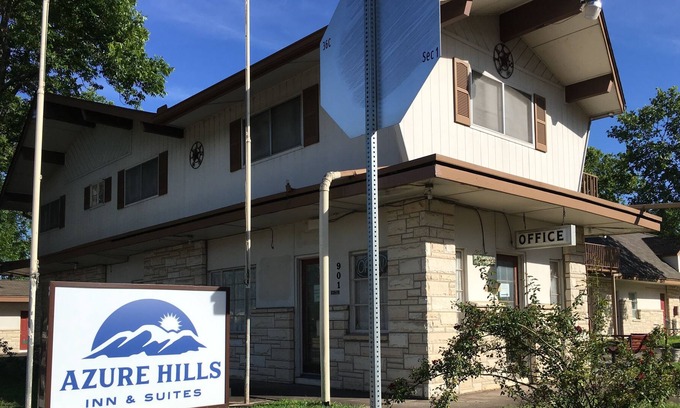 Fredericksburg Hotel | Azure Hills Inn & Suites