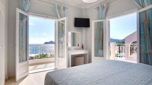 Agios Georgios Pagon Apartamento | Azure Mare Studios