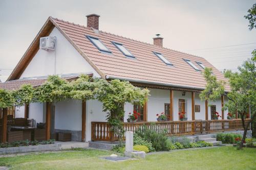 Holloko Apartamento | Béke Vendégház