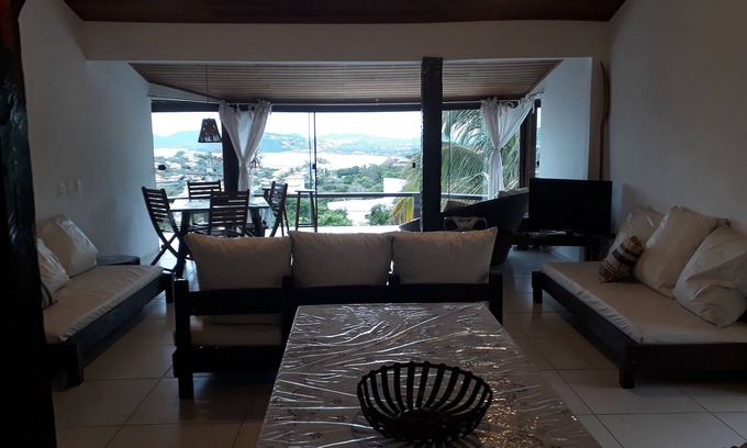 Albatroz Casa | BÚZIOS TEMPORADA - VISTA INCRIBE PARA FERRADURINHA Y GERENCIA