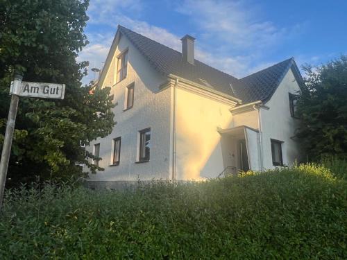 Hoppecke Casa | Bürgermeisterhaus mit Berg- & Waldblick