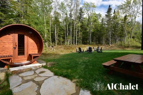 Petite-Riviere-Saint-Francois Chalet De Esquí | B-Évasion Chalet avec spa sauna