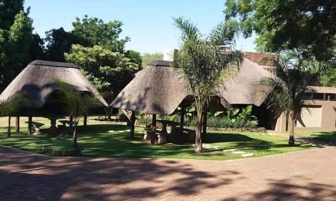 Piet Retief Casa | B at Home Guesthouse Piet Retief