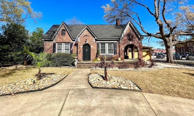 Columbia Cabaña | B Avenue Cottage Summ